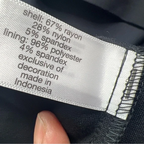 Lane Bryant Crop Top Womens 18 Black Ponte Knit Embellished Cap Sleeve - Picture 8 of 10